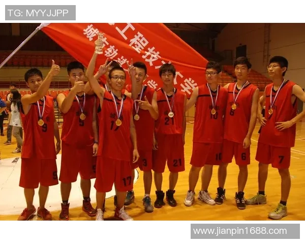 上海篮球队技术解析：从战术布局到球员技能的全面探讨