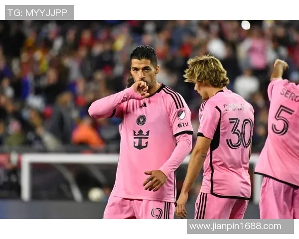 足球明星驾驭球车展现风采球场之外的精彩瞬间与激情碰撞