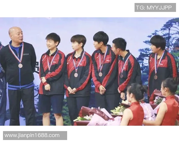 重庆排球队的崛起之路精英赛背后的奋斗与成长故事 重庆排球队的崛起之路精英赛背后的奋斗与成长故事